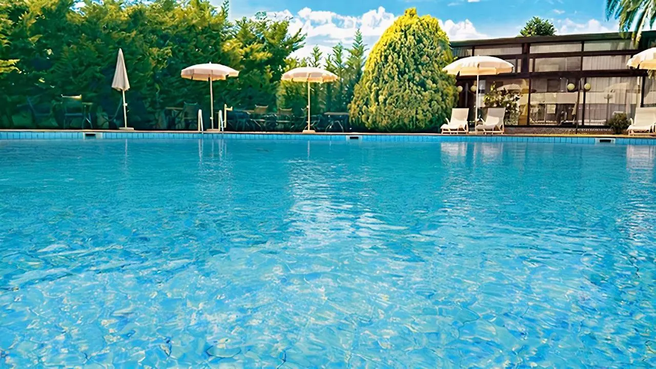 Hotel Riva Etrusca Marina Di Bibbona 3*,