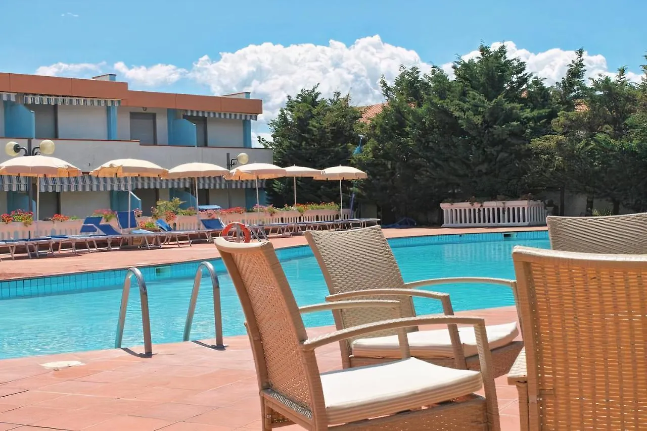 ***  Hotel Riva Etrusca مارينا دي بيبونا إيطاليا