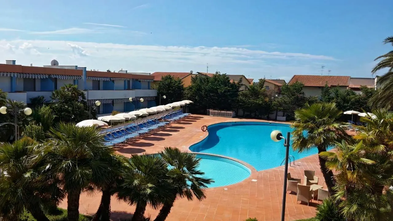 Hotel Riva Etrusca مارينا دي بيبونا 3*,  إيطاليا