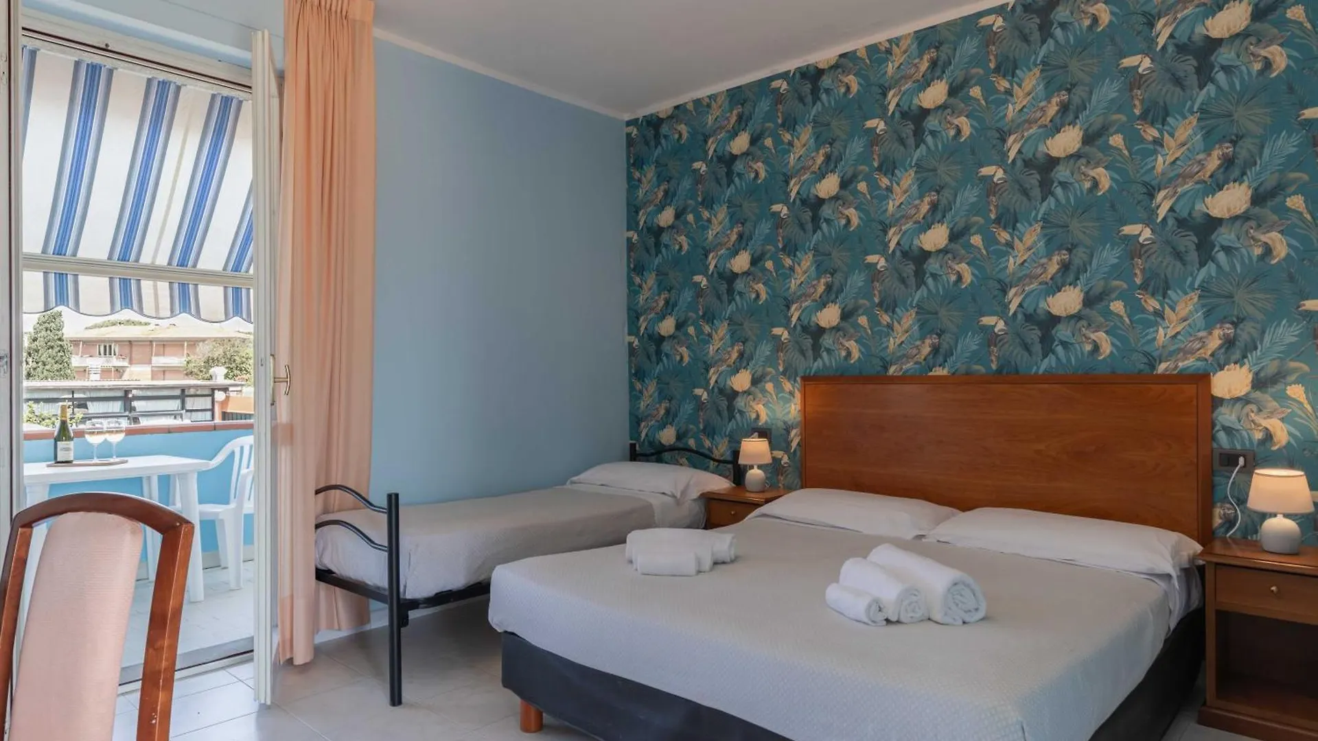 Hotel Riva Etrusca Marina Di Bibbona