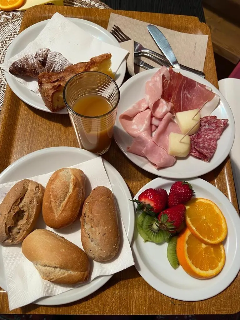 Hotel Riva Etrusca Marina Di Bibbona 3*,