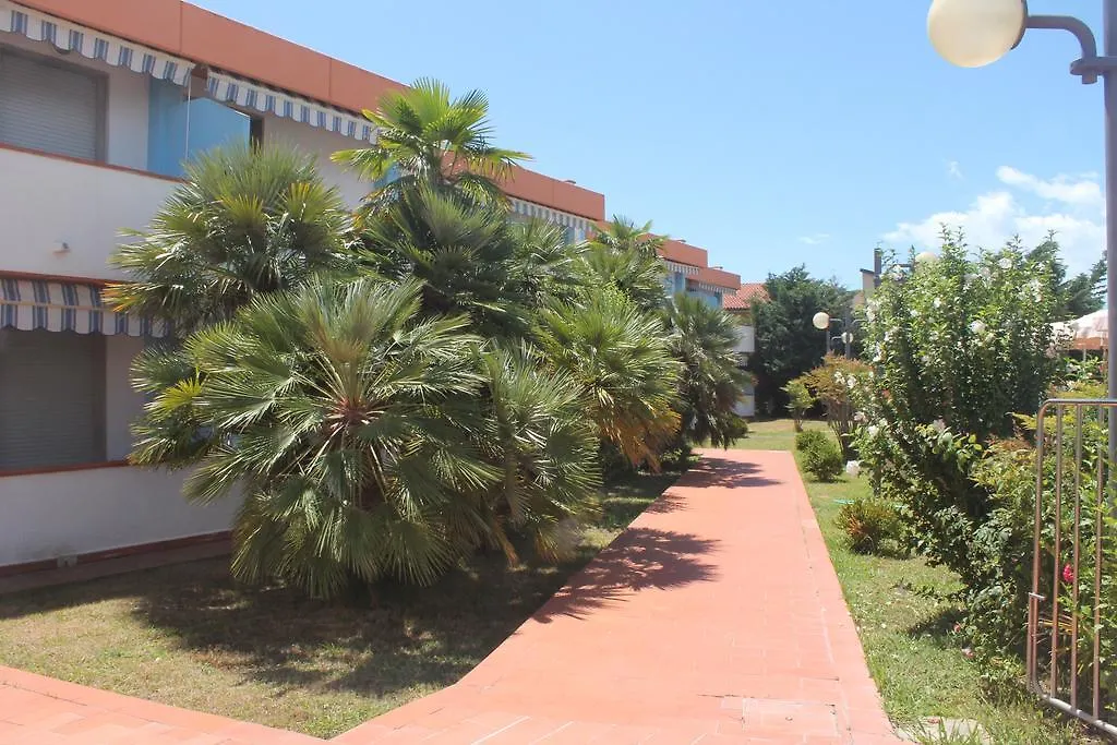 Hotel Riva Etrusca Marina Di Bibbona