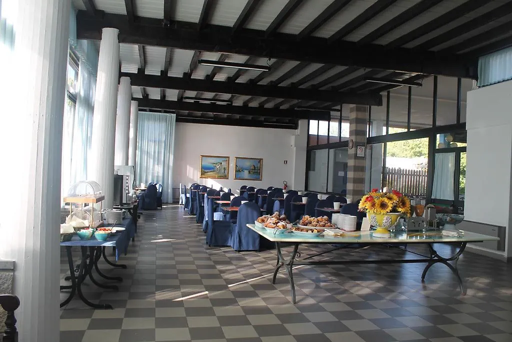 Hotel Riva Etrusca Marina Di Bibbona