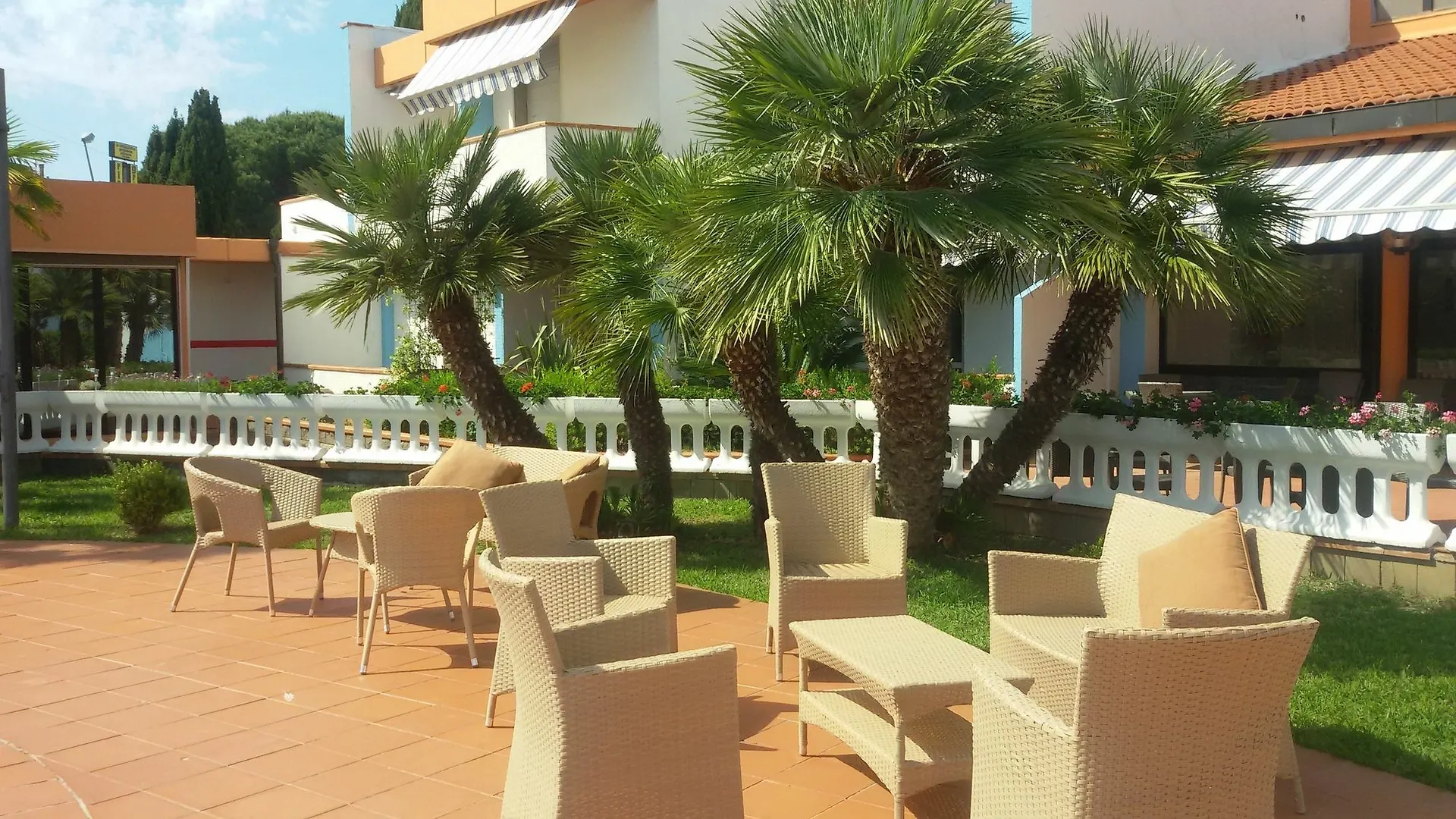 Hotel Riva Etrusca مارينا دي بيبونا